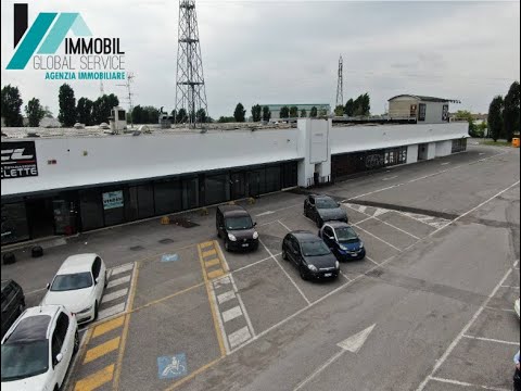 NEGOZIO MQ 300 FRONTE STRADA IN PARCO COMMERCIALE