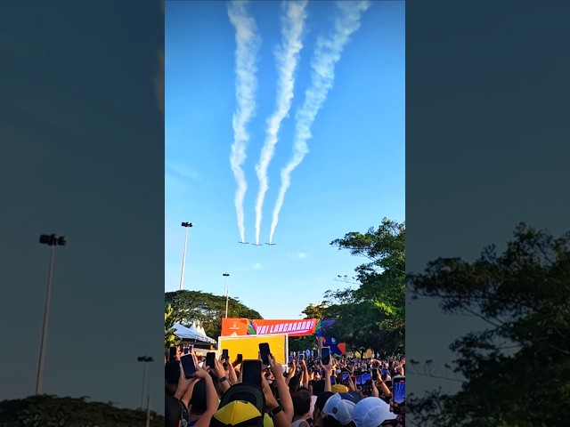 TEVE ATÉ ESQUADRILHA DA FUMAÇA NOS 5KM DA MARATONA DO RIO