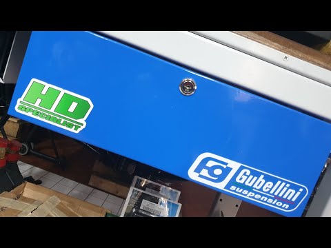 Nuovo Kit forcella Stealth per Harley Davidson da US Suspension di FG Gubellini.