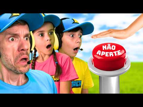 NÃO APERTE O BOTÃO NO ROBLOX COM MARCOS E LAURA - Brancoala Games