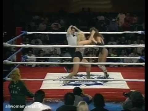 Intro: Magnificent Mimi vs Leilani Kai