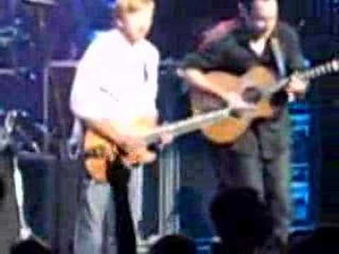Dave Matthews Band /w Trey Anastaio - Lie In Our Graves (clip)