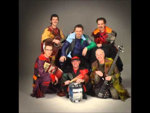 Kartoesj - Veer Höbbe De Prins In De Sjtroat