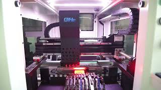 Q4 SMT Fully automatic pick and place machine QIHE 4heads 50slots servo motor with pcb rail