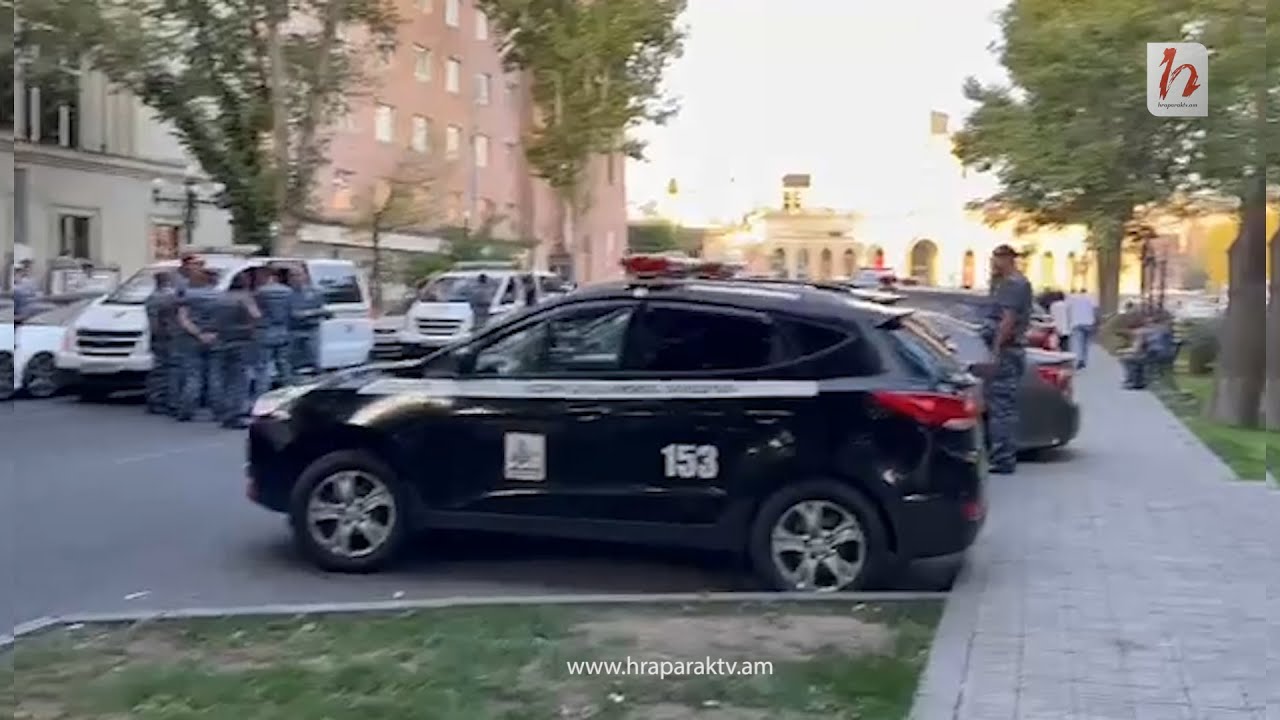 Ոստիկանական ուժեր Հրապարակում