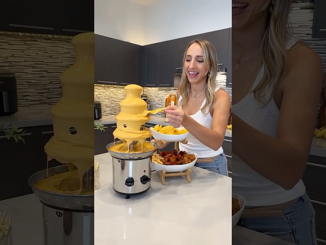 Vídeo relacionado con Nostalgia Fuente de Chocolate Eléctrica de 3 Niveles para Fiestas - Derrite Queso, Queso Fundido, Dulces y Licor - Sumergir Fresas, Gajos de Manzana, Verduras y Más - Acero Inoxidable