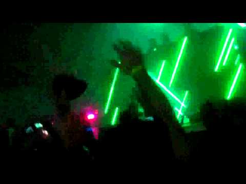 SHM   Feel So Close vs Levels Clip1