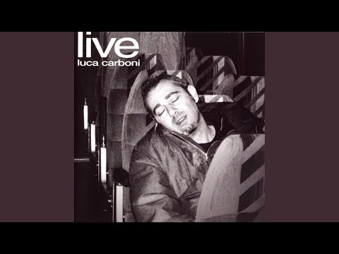 Alzando gli occhi al cielo (Live)