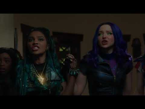 Descendants 3 - Mal And Uma Break Audrey's Spell Together | Clip #23