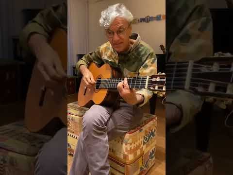 Caetano Veloso - Você é Linda