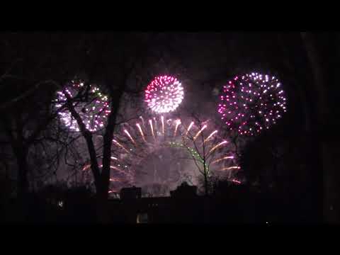 London Fireworks 2018   New Year's Eve Fireworks