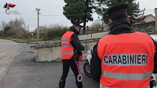 terrorizza-i-passanti-con-katana-arrestato-20enne