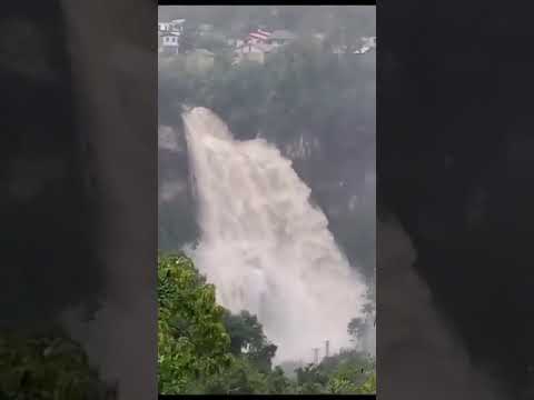 SC Moradores do distrito de Galópolis, em Caxias do Sul, se surpreenderam com a alta intensidade