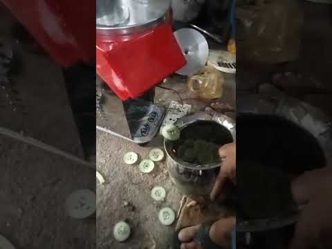 Onion slicer