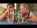 LEGO® Friends 42670 Apartmány a obchody v městečku Heartlake