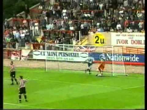 2001/02 Season: Exeter City 1 - 3 Hull City