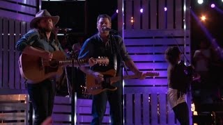 The Voice US Live Finale - Adam Wakefield and Blake Shelton &quot;The Conversation&quot;