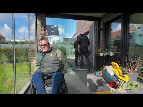 Glasschiebewände unter Vordach – Mehr Komfort & jetzt mit Frühjahrsaktion! 🏡✨