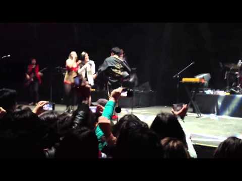 Prisionero -Miranda y Javiera Mena