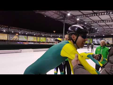 Kees Heemskerk viert zijn winst met zijn ploeggenoten van Groenehart sport, na afloop van de KPN-Cup