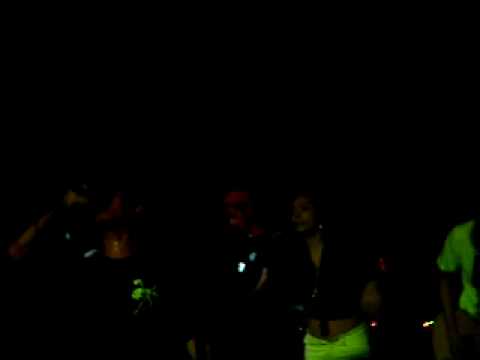 Loonie x Stick Figgas - Tao Lang ft. Kat Agarrado