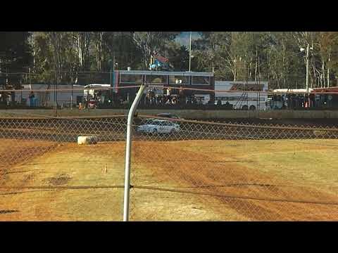 Carrick Speedway 30/11/19 // Street Stocks Queen Of Carrick Heat 3