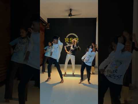 Ne Chandane 🫢#dance #dancechallenge #kannadastatus #kannadashorts #funnydance #dancemusic