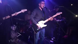 Tenseventeen - Nagmahal, Nasaktan