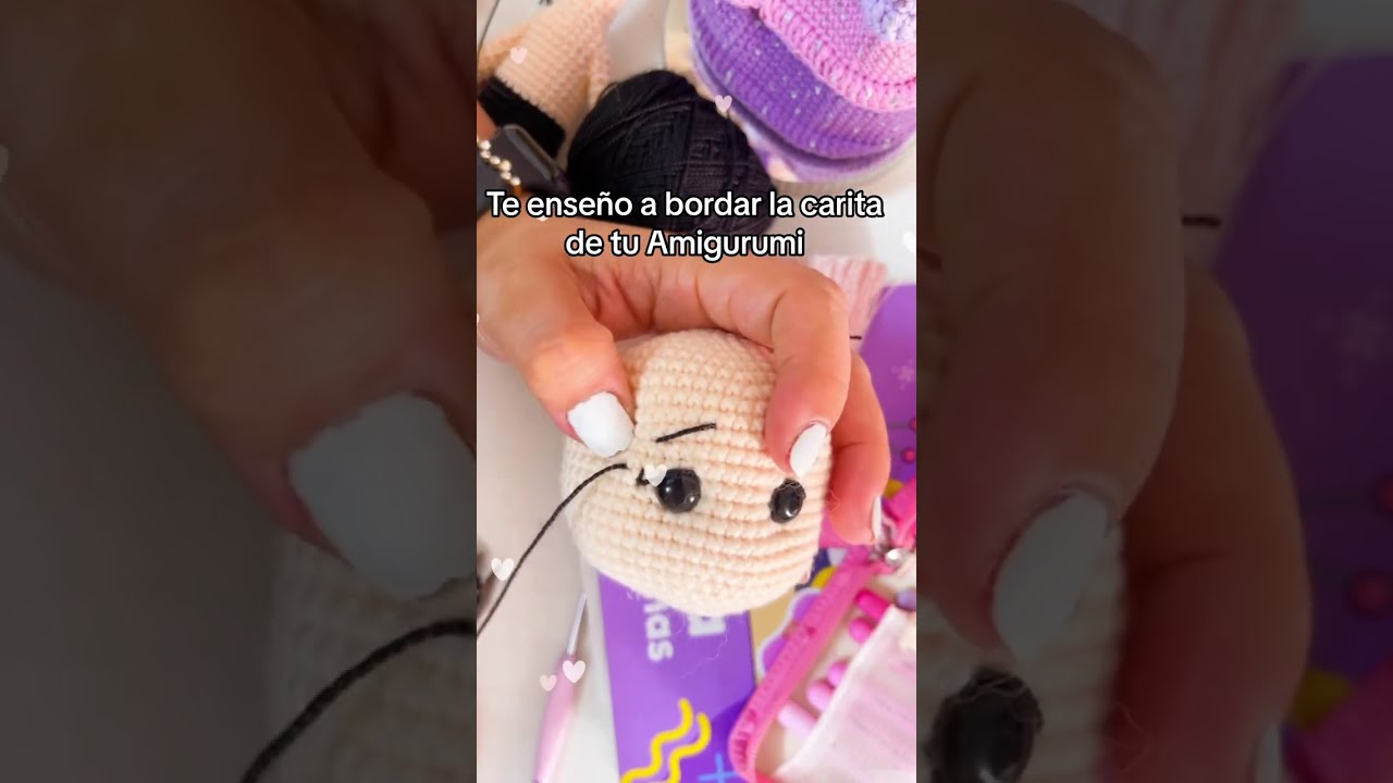 Cómo bordar cejas y pestañas de tu Amigurumi