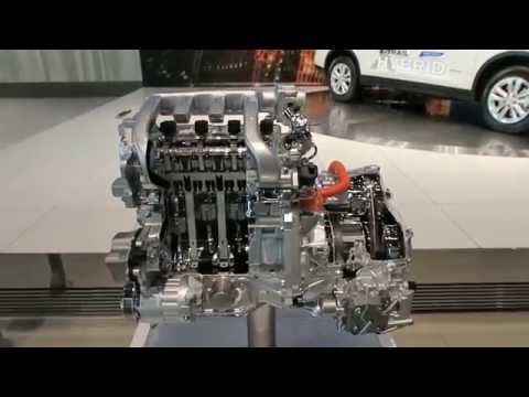 Nissan X-Trail 20X Hybrid MR20DD Cutaway Engine