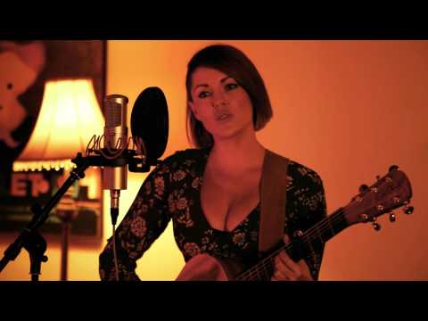 Chandelier - Sia ( Kylie Jane  Acoustic Cover )