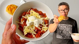 Homemade Chili & Cornbread Biscuits: Ultimate Comfort Food