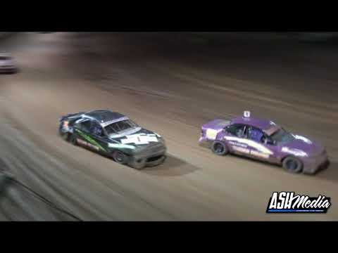 Junior Street Sedans: A-Main - Maryborough Speedway - 01.01.2010