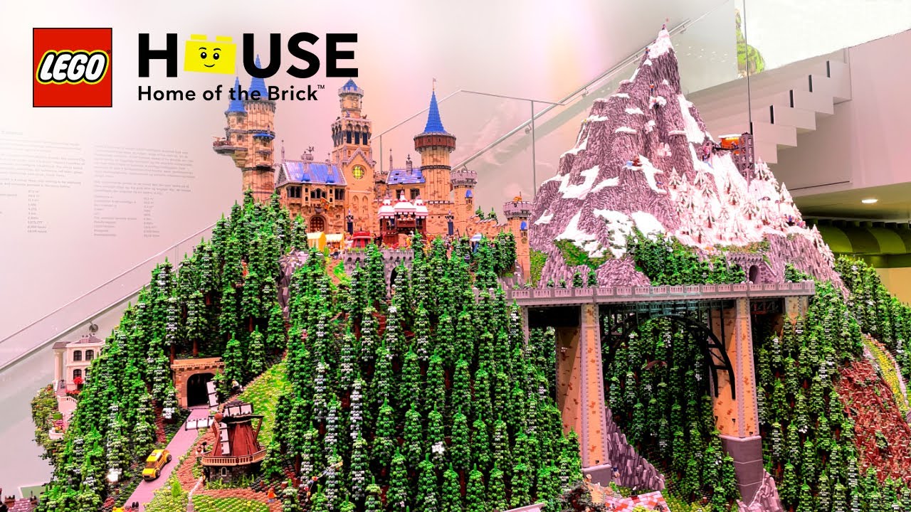 LEGO House - Home of the Brick 2021