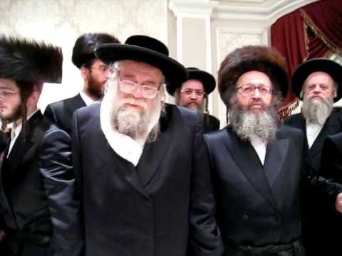 Toldos Aharon Rebbe Dancing At A Wedding 11/10/08
