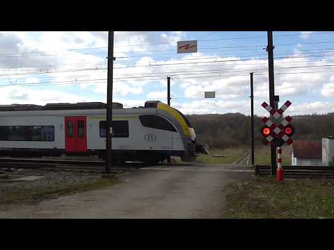 Passage a Niveau Archennes/ Spoorwegovergang Eerken/Railroad-/ Level Crossing/ Bahnübergang