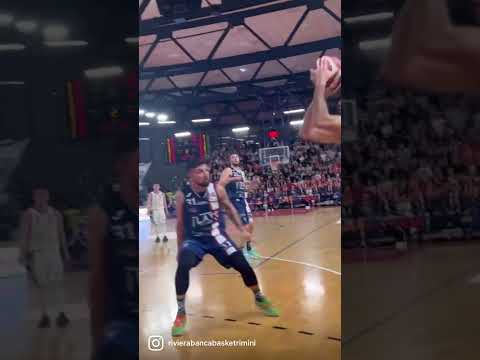 Flaminio e Sciarpe 🤍❤️ #lanostrapassione #playlikeahero #amazingshow #seriea2oldwildwest #aisem