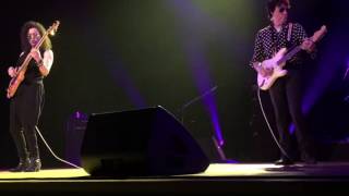 Rhonda Smith Bass Solo.Jeff Beck "You Know You Know" Tokyo International Hall A 1/31 2017