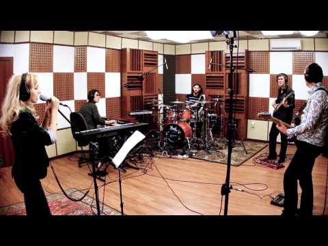 Corina Cuniuc - Man's world ft. All Four Seasons (Cover Version)