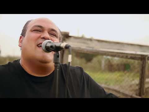 BENITO KAMELAS "Abril" (Videoclip)