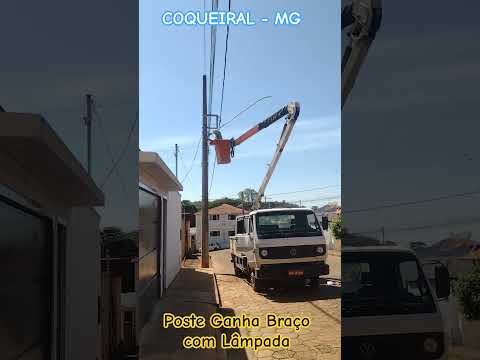 Poste de Rua em Coqueiral/MG ganha Braço com Lâmpada de LED... Veja!