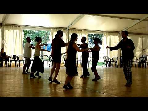 Castilian dance 2, Gran Bal Trad, Vialfré 2011.wmv