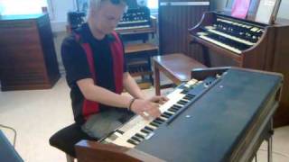 Video thumbnail for HAMMOND X5 Delivered by Patrik Gudmundsäter