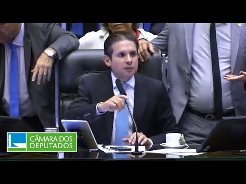 Aprovada pena maior para homicídio ou lesão contra juiz ou promotor de Justiça - Plenário - 08/04/25