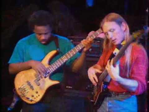 Steve Bailey & Victor Wooten - Bangkok Blues (Live)