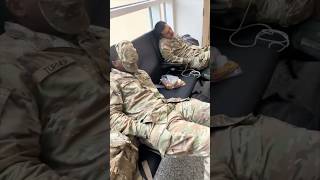 They knew how to wake up their army friends 😂