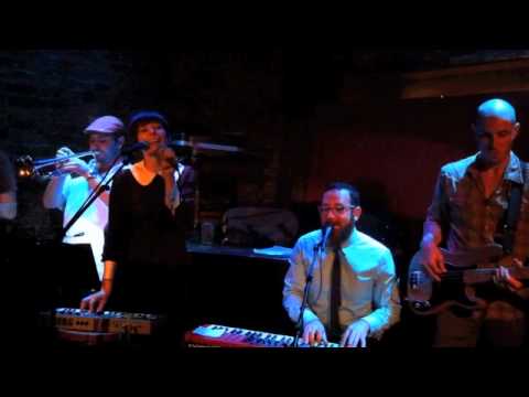 Read Your Mind - The Hipstones Live at Rockwood Music Hall, NYC