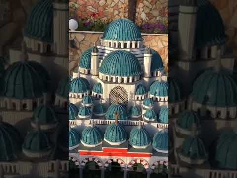 Istanbul Sultanahmet Camii... Xhamia Blu e Stambollit...