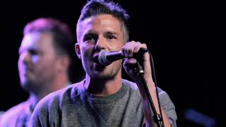 The Killers: Brandon Flowers - Got My Mind Set On You (Cover at George Fest)