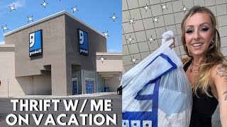 THRIFT WITH ME ON VACATION | CUTE SUMMER TRANSITION OUTFITS